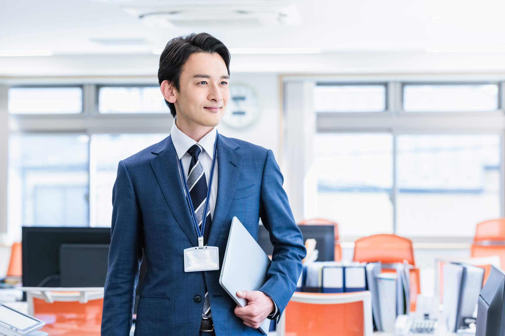 【2025年最新】総合商社ホワイト企業ランキング！データで見る本当に働きやすい会社TOP7